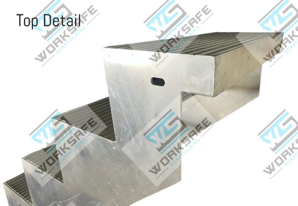 Stairs Aluminium 2.0m rise x 2.4m run x 0.6m wide - Image 3