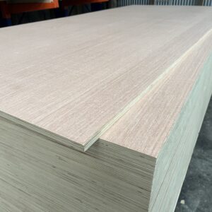 Plywood Red Poplar Finish 2400 x 1200 x10mm